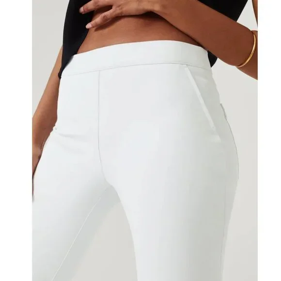 SPANX On-The-Go Pull On Kick Flare Pants Classic White Sz M